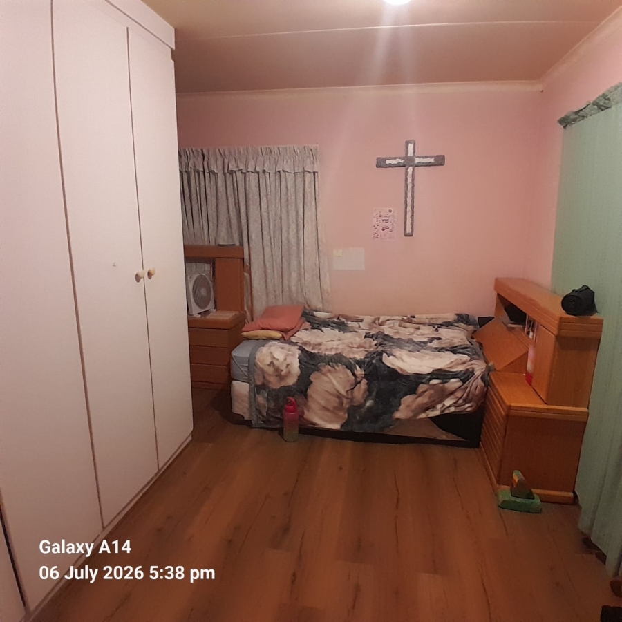 3 Bedroom Property for Sale in Safari Gardens North West